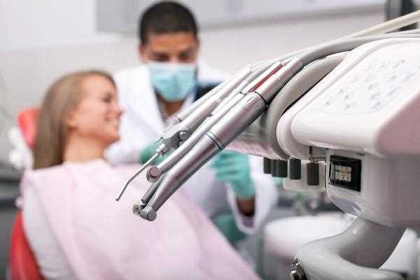 Развитие коммуникативных навыков в стоматологии